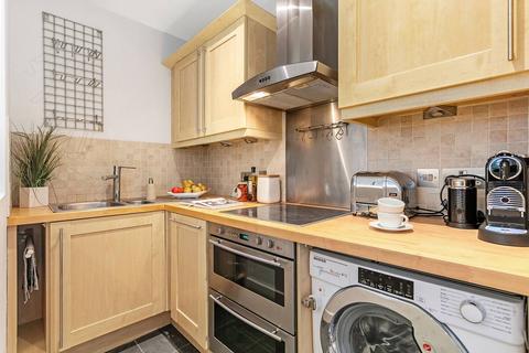 2 bedroom flat to rent, Longridge Road, Earls Court, London, SW5