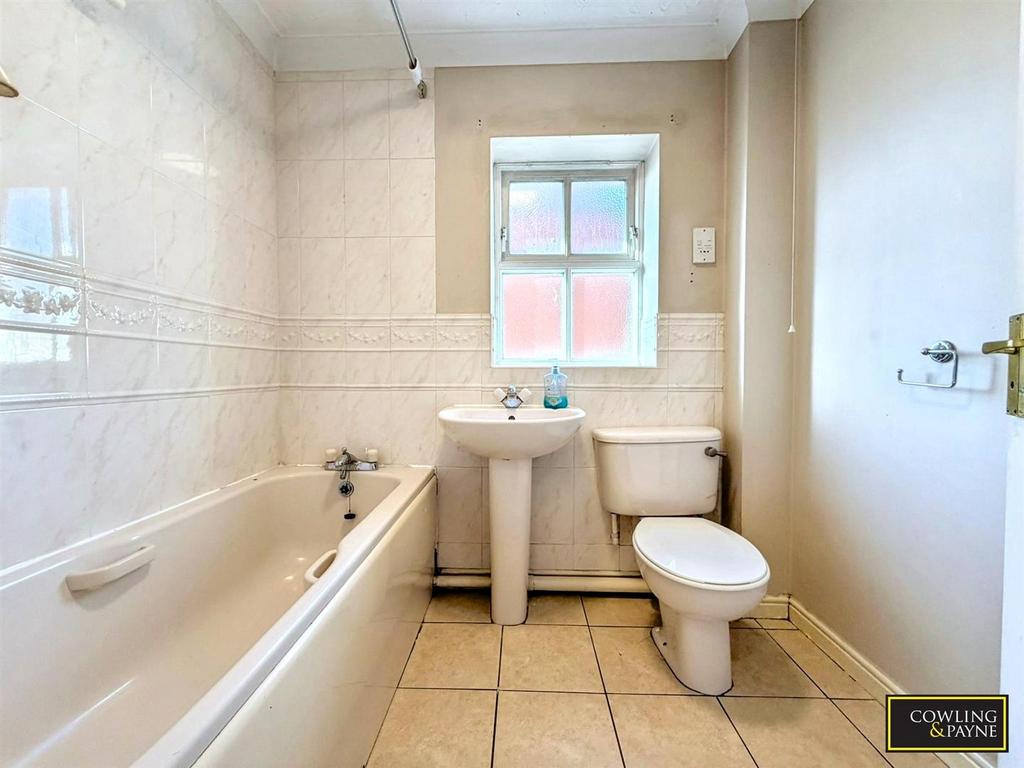 Family bathroom