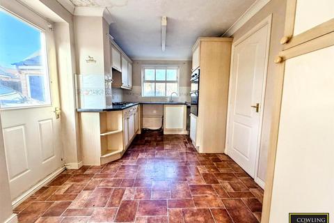undefined, Wraysbury Drive, Steeple View, Laindon