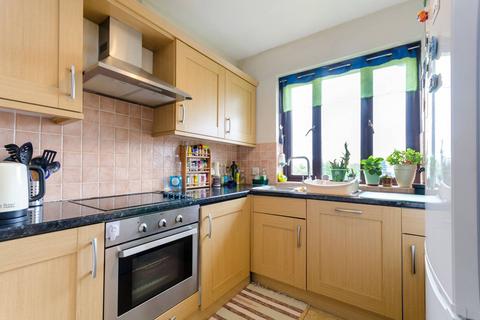 2 bedroom flat to rent, Lady Booth Road, Kingston, Kingston upon Thames, KT1
