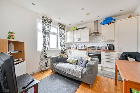 Wesley Avenue, Park Royal, NW10