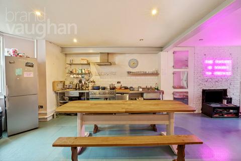 4 bedroom terraced house for sale, Richmond Road, Brighton, East Sussex, BN2