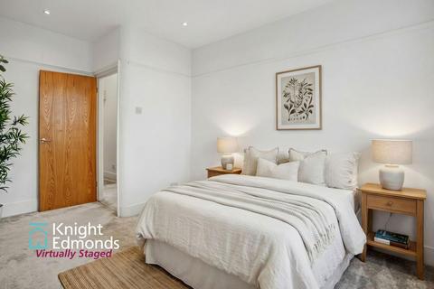 2 bedroom flat for sale, College Road, Maidstone, ME15