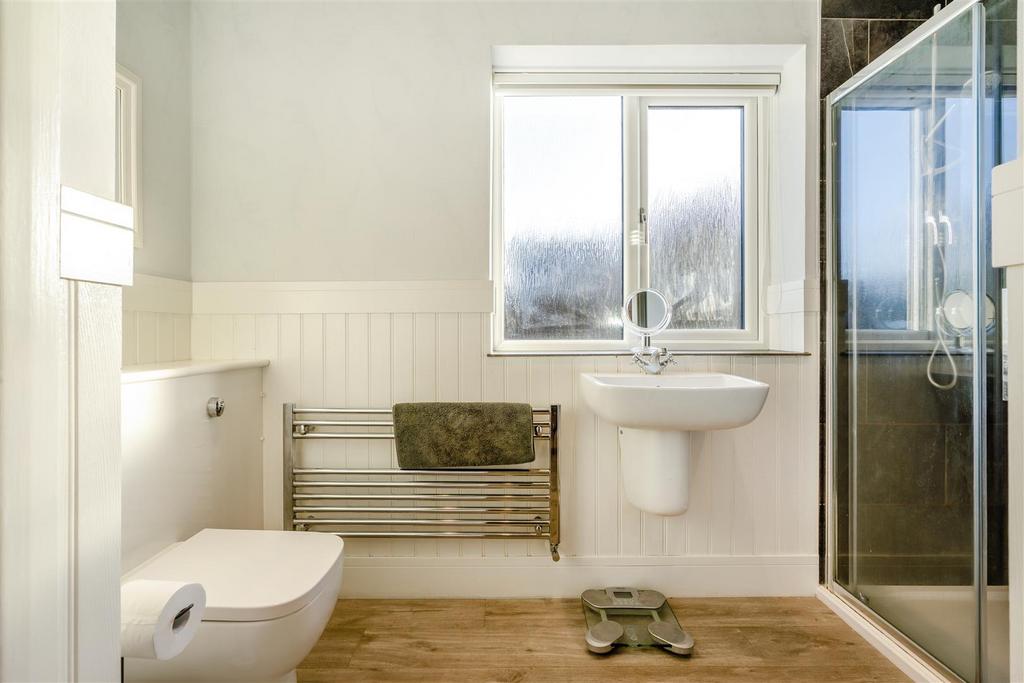 8677197-interior16.jpg