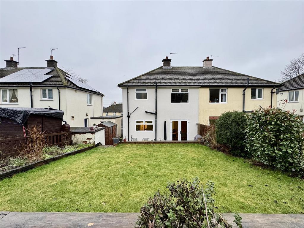 Rear garden and outbuildings