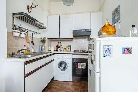 1 bedroom flat to rent, Willesden Lane, Queens Park, London, NW6
