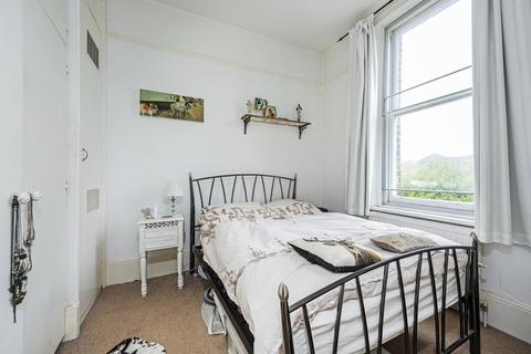 1 bedroom flat to rent, Willesden Lane, Queens Park, London, NW6