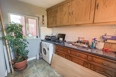 undefined, Alton Avenue, Huddersfield, HD5