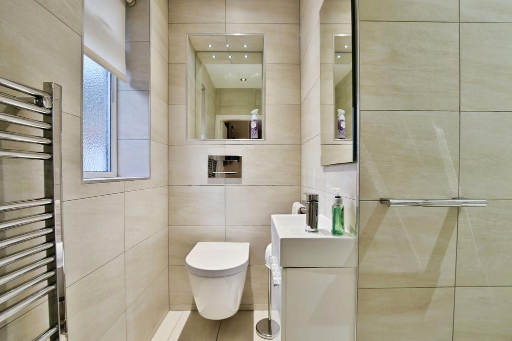 Ensuite