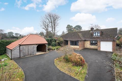 3 bedroom detached bungalow for sale, Woodpecker Lane, Storrington, RH20