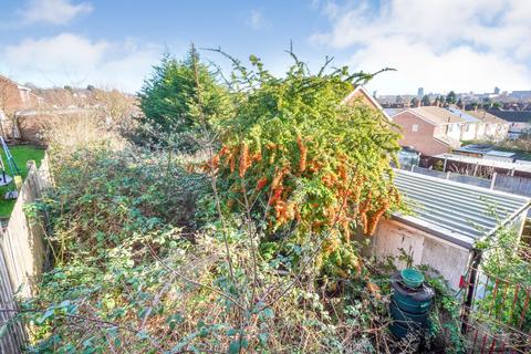 3 bedroom semi-detached house for sale, Fineshade Avenue, Leicester LE3
