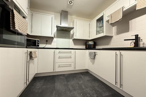 1 bedroom flat for sale, City Gate II, 3 Blantyre Street Castlefield, Manchester