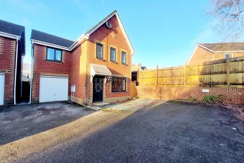 Ffordd Ger Y Llyn, Tircoed Forest Village, Penllergaer, Swansea