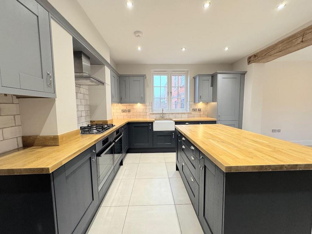 Living dining kitchen
