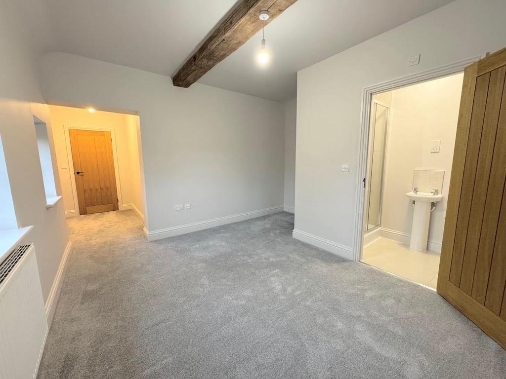 En suite bedroom two