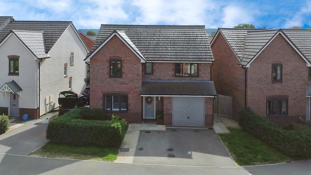 Pbox-front of house-342839.jpg