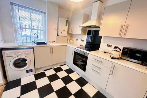 2 bedroom apartment to rent, Gambier Terrace, Liverpool
