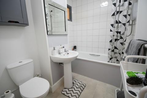 1 bedroom flat for sale, Sandwich Road, Eccles, M30