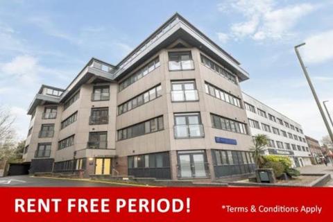 2 bedroom apartment to rent, High Road,  Whetstone,  N20