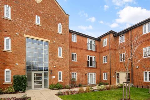 undefined, Bracknell RG42