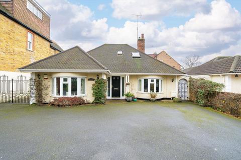 undefined, Princes Road, Weybridge KT13
