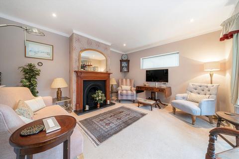undefined, Princes Road, Weybridge KT13