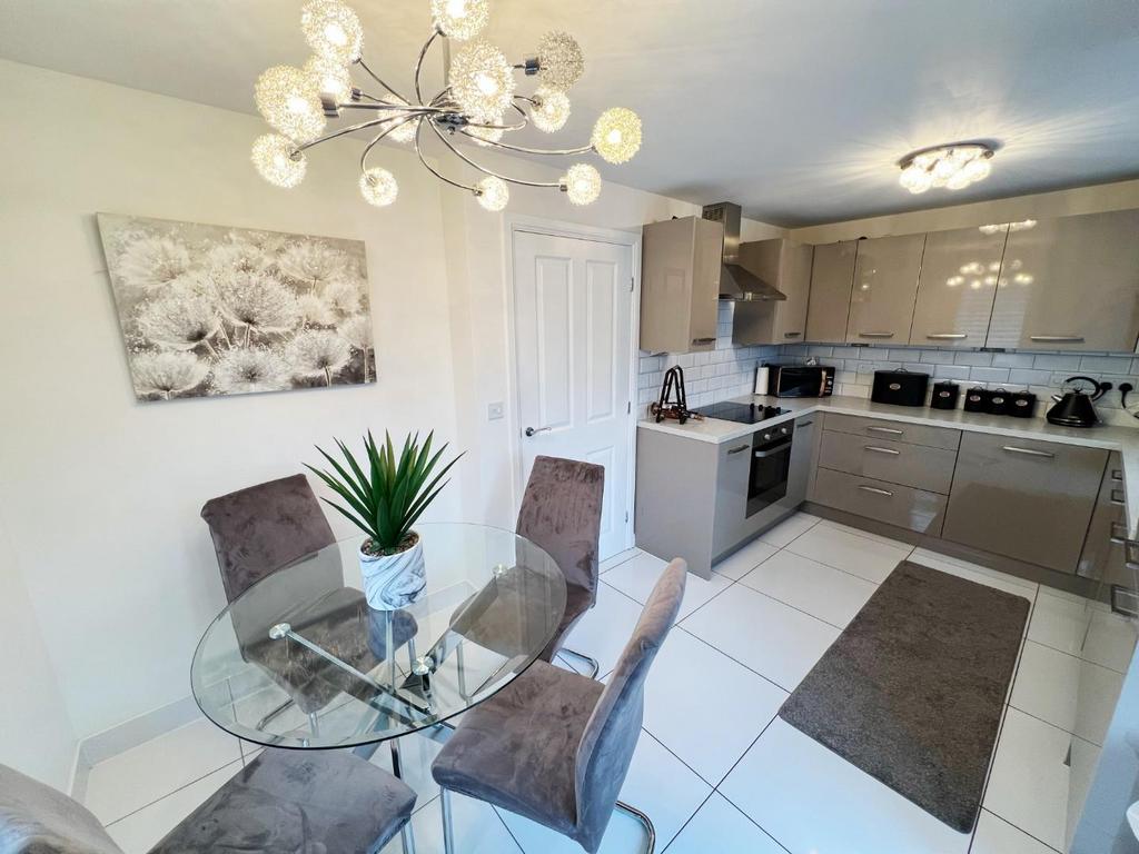 Kitchen / Diner