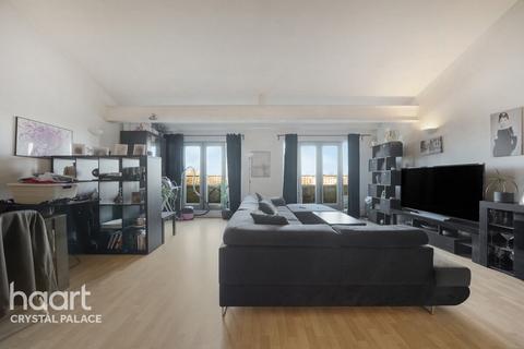 1 bedroom apartment for sale, Silverdale, LONDON