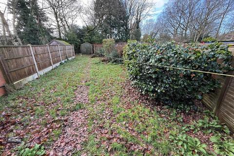 2 bedroom maisonette for sale, Featherstone Crescent, Shirley, Solihull