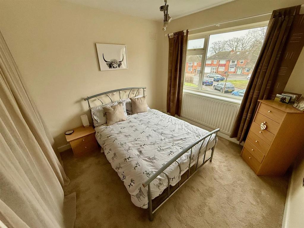 FC54 Bed1.jpg