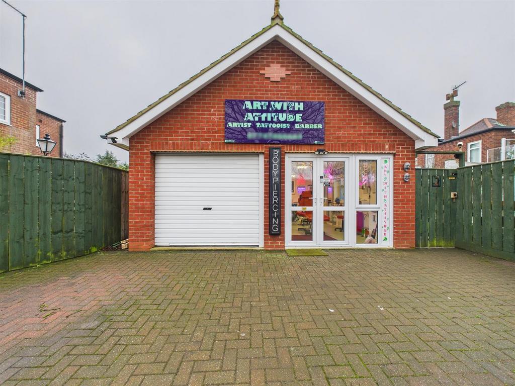 Garage: