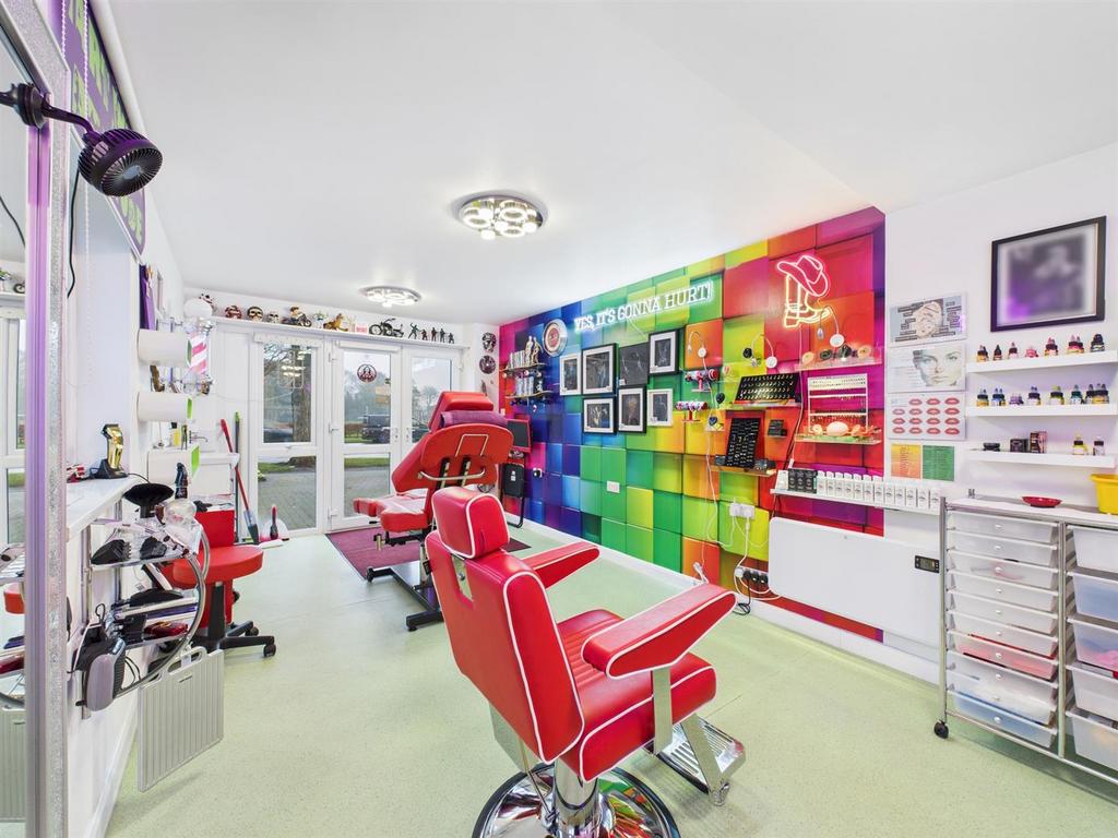 Studio:
