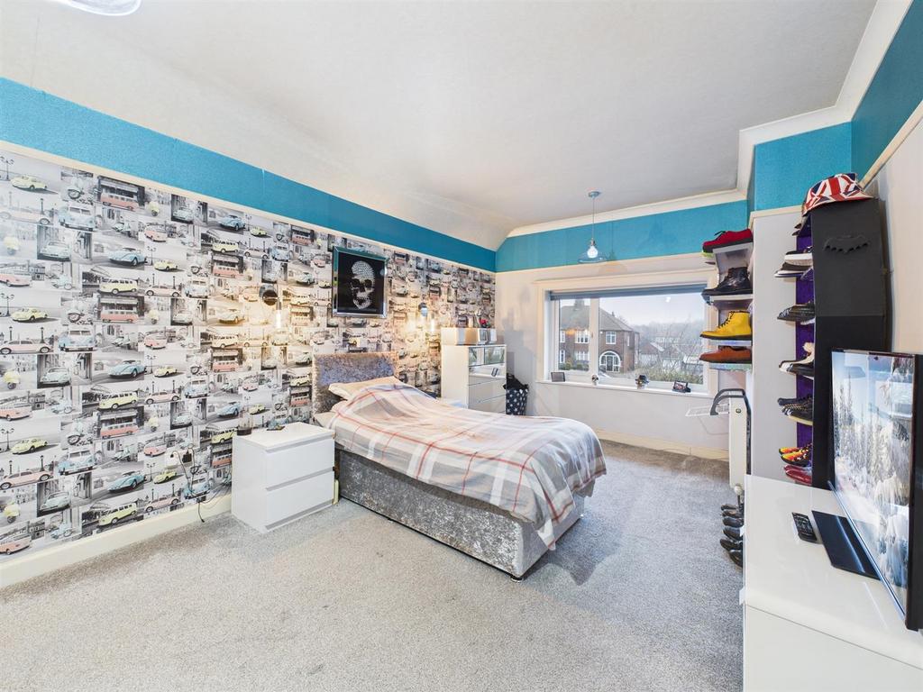 Bedroom: