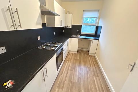 2 bedroom apartment to rent, Sandgate Road, Folkestone CT20