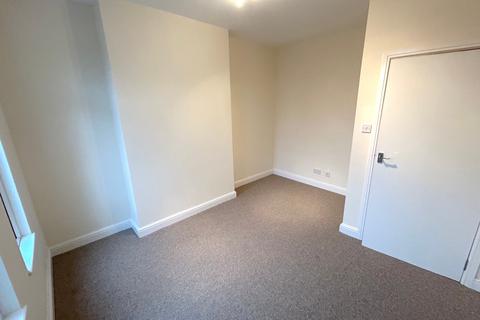 2 bedroom apartment to rent, Sandgate Road, Folkestone CT20