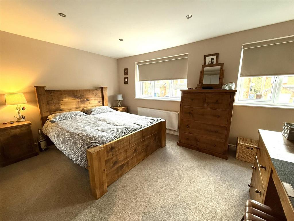 12 CHASE BED 4.jpeg