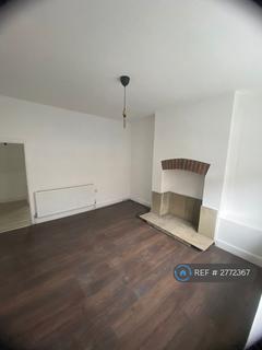 2 bedroom terraced house to rent, Granville Street, Castleford, WF10