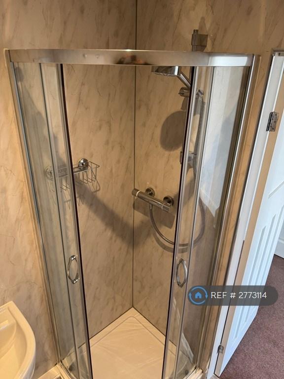 Bedroom 3 En-Suite