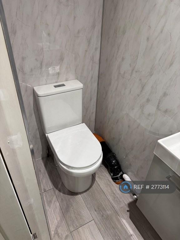 Bedroom 4 En-Suite