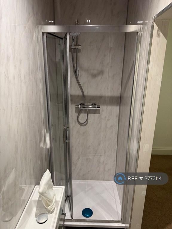 Bedroom 4 En-Suite