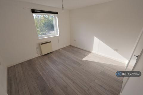 undefined, Kingfisher Heights, Grays, RM17