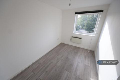 undefined, Kingfisher Heights, Grays, RM17