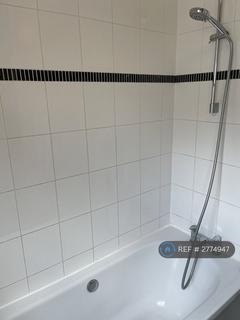 1 bedroom terraced house to rent, Kirkstall Avenue, London, N17