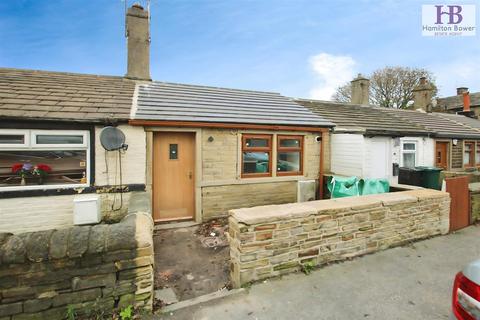 1 bedroom bungalow for sale, Southfield Lane, Bradford
