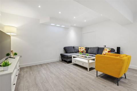 2 bedroom apartment for sale, St. John's Hill, SW11