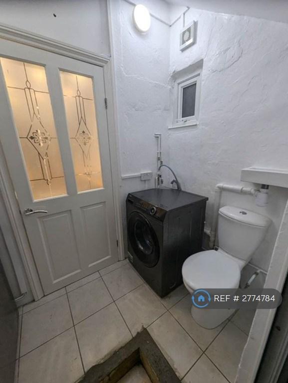 Utility Room 2
