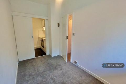 undefined, Marine Court, St. Leonards-On-Sea, TN38