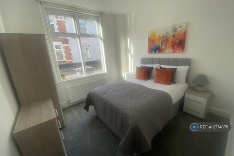 1 bedroom in a house share to rent, Wyatt Street, Kettering, NN16