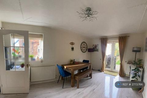 undefined, Barfield Crescent, Leeds, LS17