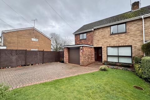 3 bedroom semi-detached house for sale, Ashleigh Gardens, Chip Lane, Taunton